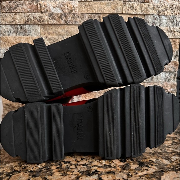 GANNI
Cleated Leather Mid Chelsea Boots - Picture 7 of 8